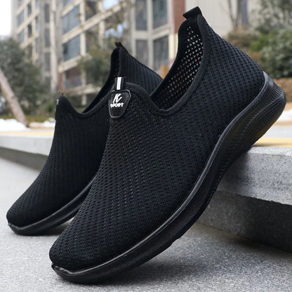 New Low-priced White Men's Sports Running Shoes, Walking Men's Casual Board Shoes