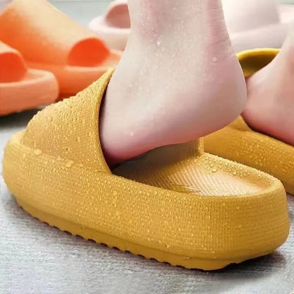 Hot Best Selling Products 2026 Women Thick Platform Summer Indoor Beach Pillow Slides House Cushion Cloud slippers Custom Logo