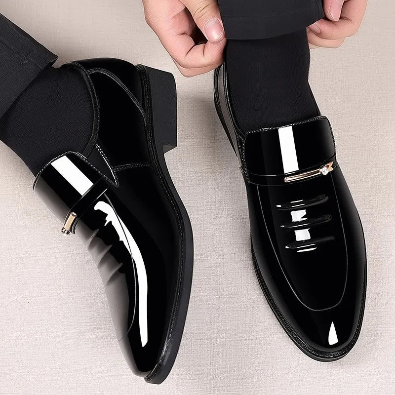 New Breathable Little White Shoes for Men's Trendy Versatile Thick Sole Sports Casual Board Shoes
