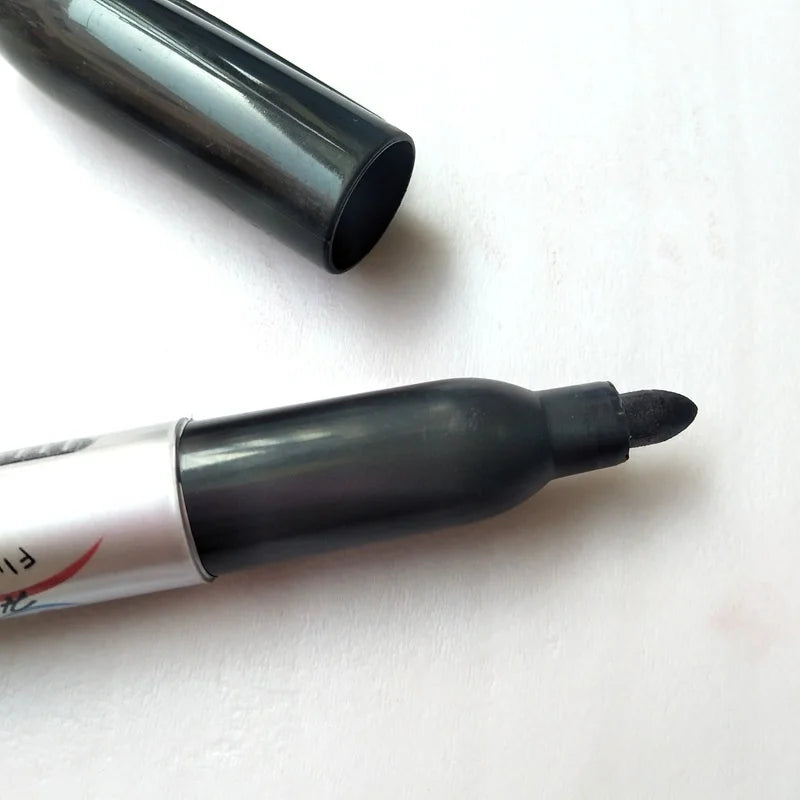 Wholesale 6mm Writing Width Waterproof Permanent Logistics Marker Pen Alcohol and Oil-Based for Paper Large Volume