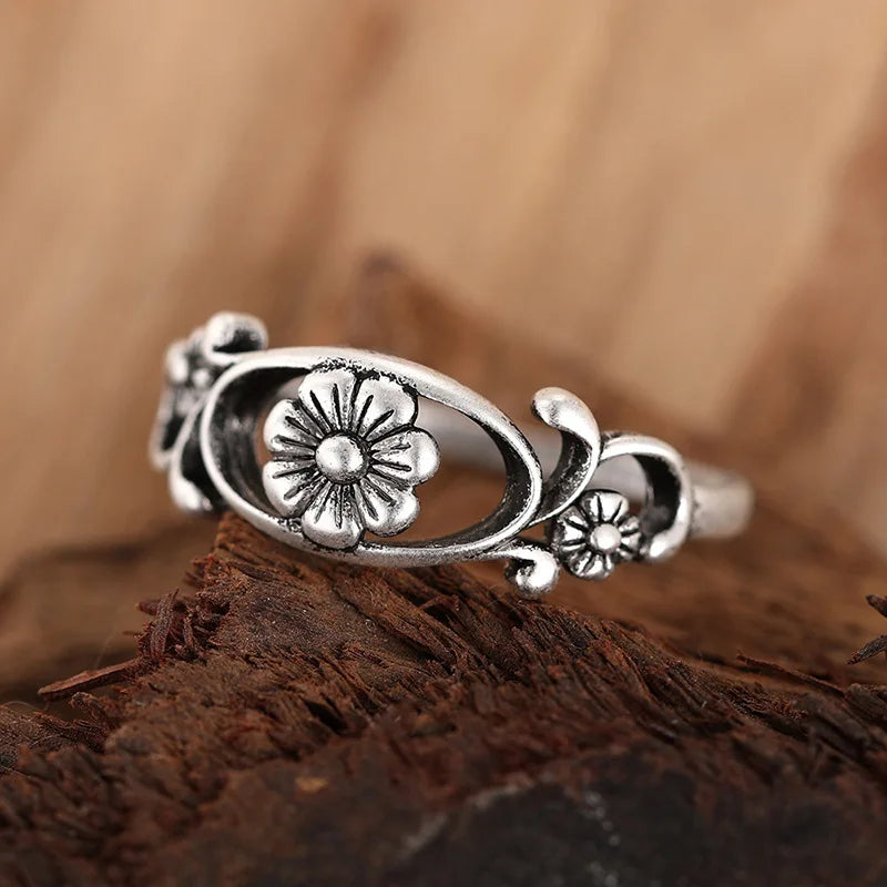 T0278 Flower Pattern Alloy Ring Antique Silver Plated Unisex Fashion Gift for Women & Men
