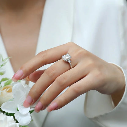 Luxury Female S925 Sterling Silver Moissanite Ring Women Emerald Cut Engagement Ring Fine Jewelry Ring