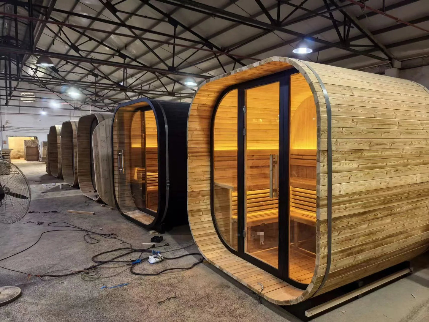 Luxury Carbonized Spruce Outdoor Sauna Electric Heater Cube Barrel Sauna Cabin for Hotel Resort Villa Backyard Garden