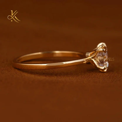 Luxurious Classic Lab Grown Diamond Wedding Band with 14K Gold Plating Silver 1.5-2.0 Carat IGI Certified for Couples