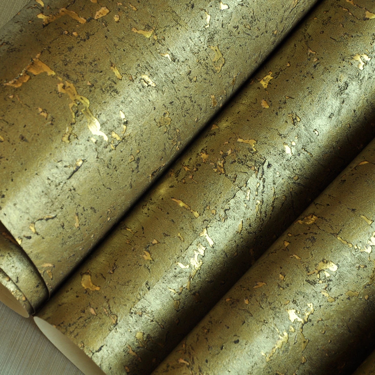 Mywind Free Sample Natural  Aspen Gold Bottom Harvest Gold Luxury 100% Material 3D Design Home Decor Cork Wallcoverings