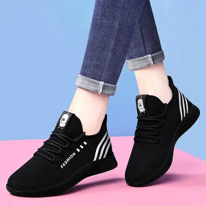 Spring New Women's Shoes Women's Leisure Walking Shoes Women's Soft Soles Are Comfortable