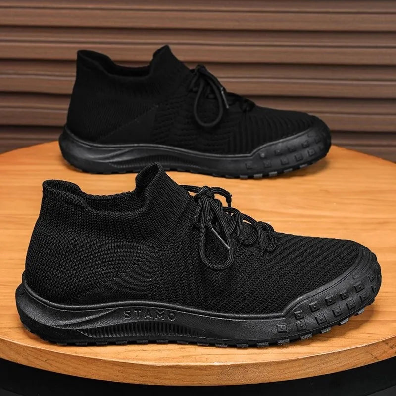 New Breathable Men's Sports Shoes Korean Edition Versatile Anti slip Casual Shoes Men's Running Shoes