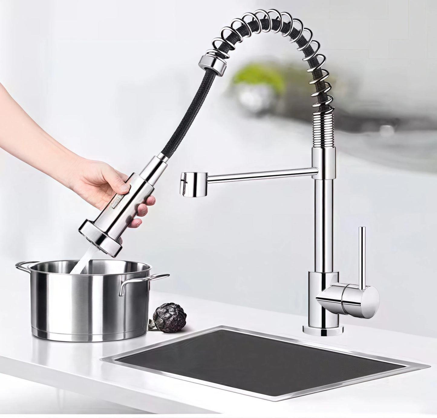 Modern Stainless Steel Single-Handle Kitchen Faucet Deck Mounted with Side Spray for Hotel Use