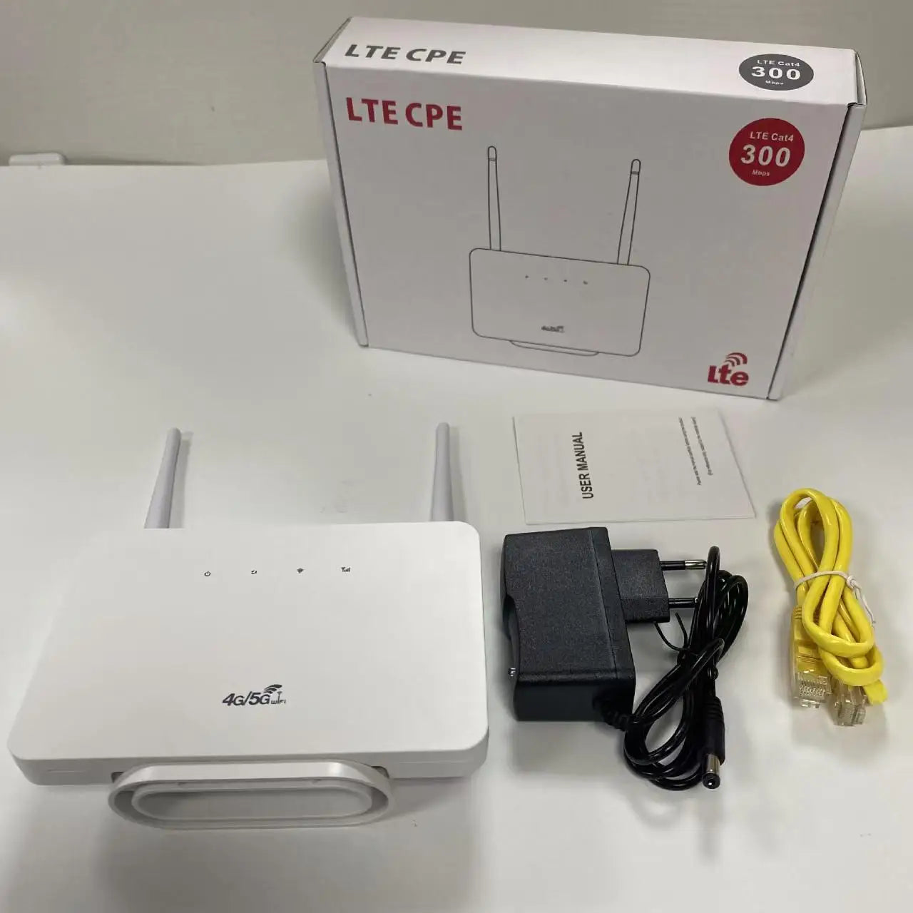 Jue Hong Factory Supply Unlocked 4G LTE Router SIM Card Slot 300Mbps Dual Band 2.4G WiFi Portable Hotspot for Home Travel Use