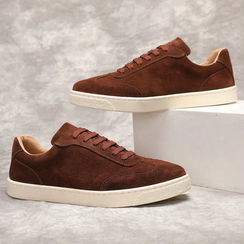 Lightweight Men's Casual Shoes with Luxury Suede Cow Leather Retro Sporty Style for Spring and Winter Walking
