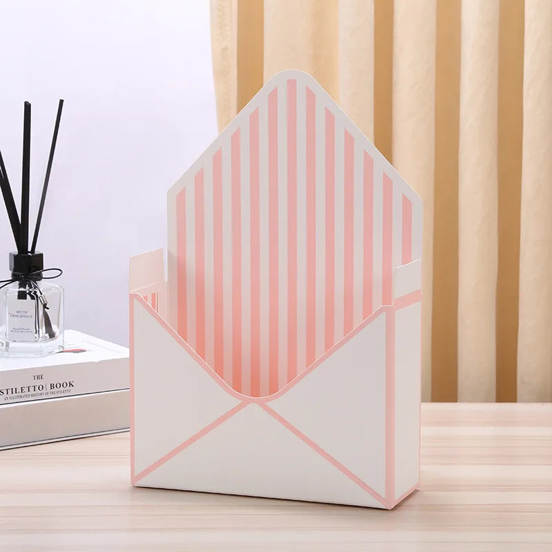 Yiwu China Suppliers Cheap Wholesale Folding Envelope Type Cardboard Paper Luxury Envelope Flower Packing Box for Mother's Day