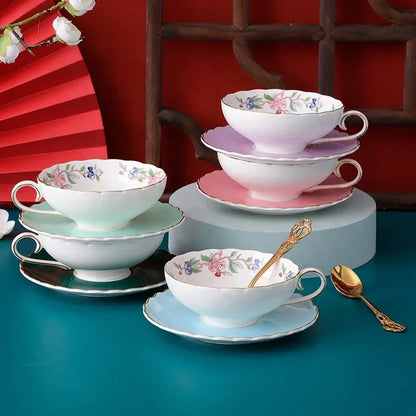 European Hand-painted Gold Rim Flower Edge Coffee Cup Afternoon Tea Bone China Porcelain Tea Cup and Saucer