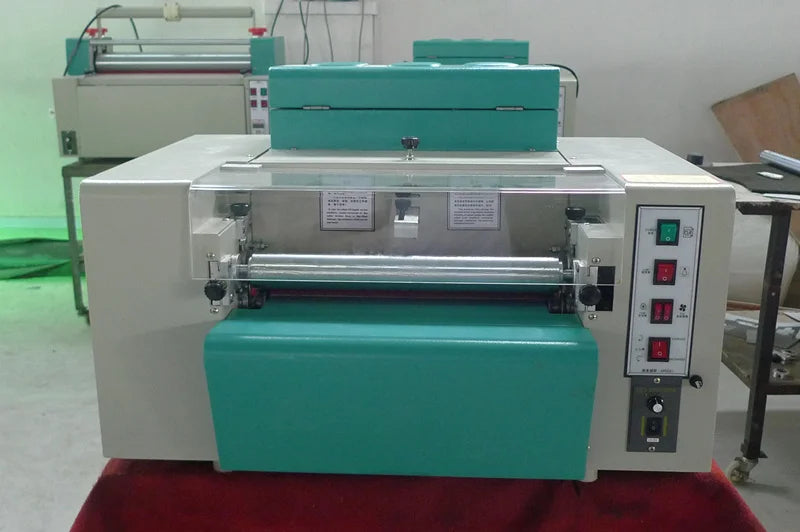 One Year Warranty No MOQ Desktop 18 Inch UV Coating Machine A3 Hand Feed UV Coater