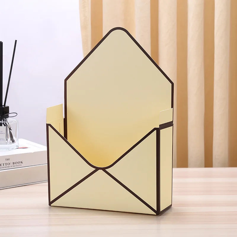 Yiwu China Suppliers Cheap Wholesale Folding Envelope Type Cardboard Paper Luxury Envelope Flower Packing Box for Mother's Day
