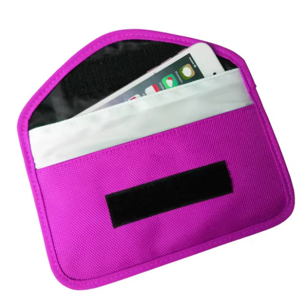 Custom Design GPS 5G Phone Protecting Shield Pouch for Smartphone Tracking Protection Pouch Anti-theft Phone protection Bag