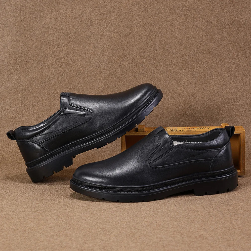 Men Winter Warm Genuine Leather Slip on Shoes Round Fur Lining Rubber Outsole Comfortable EVA Midsole