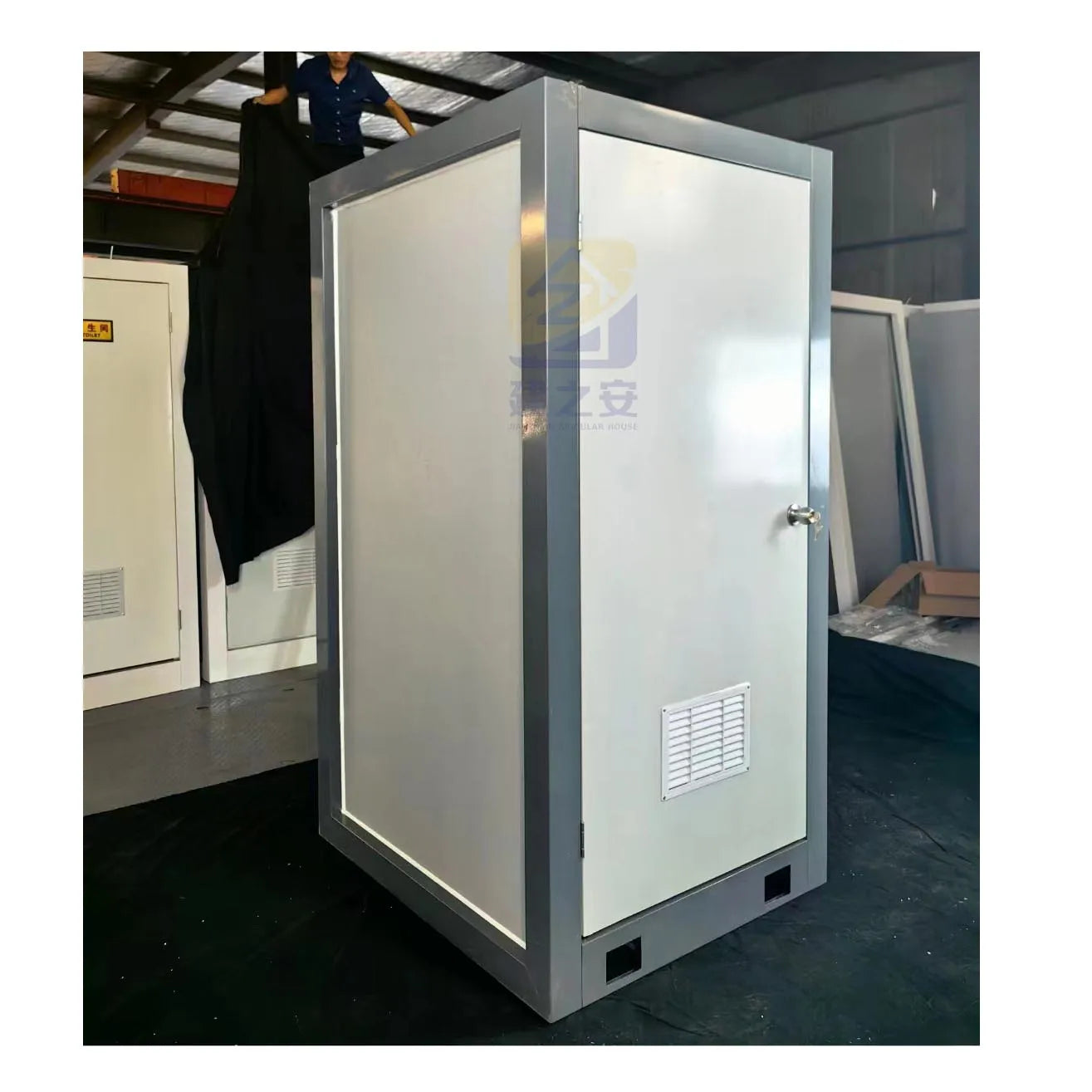 High Quality Steel Mobile Toilet Bathroom Luxury Portable Toilet Pods Public Container Use on Event