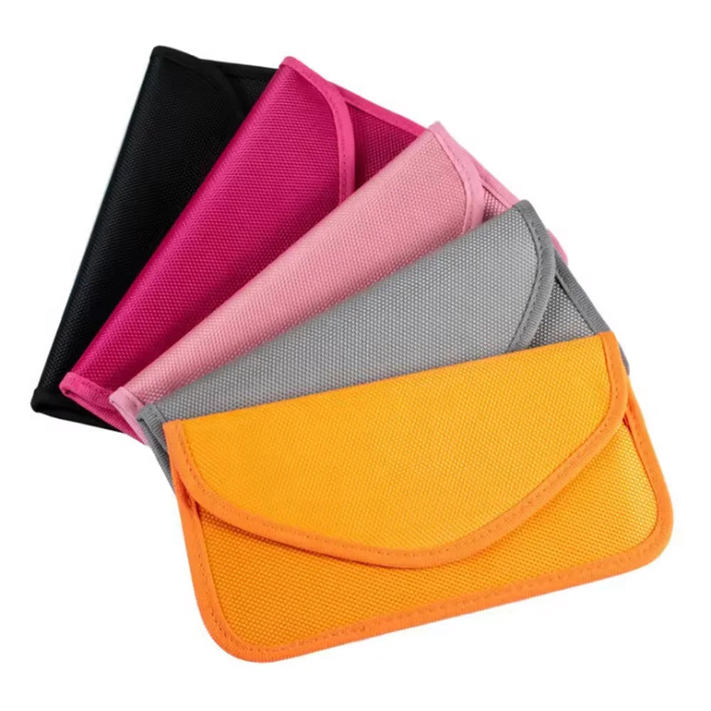 Custom Design GPS 5G Phone Protecting Shield Pouch for Smartphone Tracking Protection Pouch Anti-theft Phone protection Bag