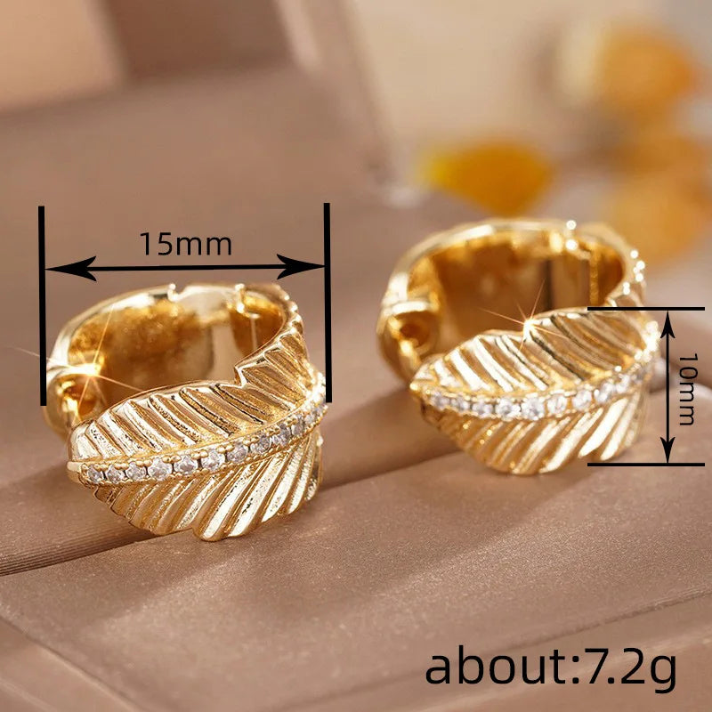 E4482 Golden Feather Stud Earrings With Round Crystal Channel Setting For Women Classic Fashion Jewelry