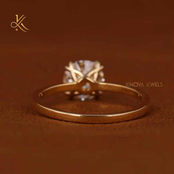 Luxurious Classic Lab Grown Diamond Wedding Band with 14K Gold Plating Silver 1.5-2.0 Carat IGI Certified for Couples