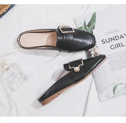 New Women Slipper Casual Shoes Fashion Women's Leather Loafers No Heel Slip-on Shoes Summer Outdoor Light Ladies Walking Shoes