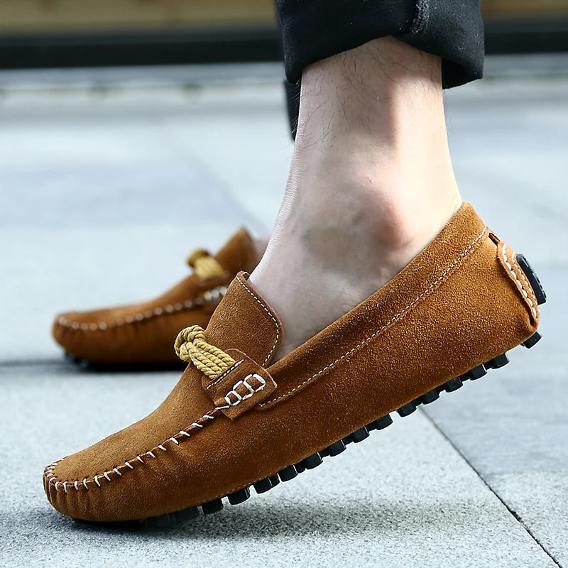 Size 38-46 Flat Suede Leather Moccasin Boat Shoes Breathable and Anti-Slip Driving Loafer for Men Winter Appropriate