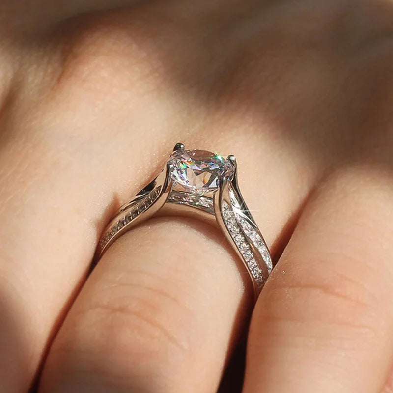 T0664 White Gold Diamond Ring Women's Engagement Natural Round Brilliant Cut D Color Side Diamonds