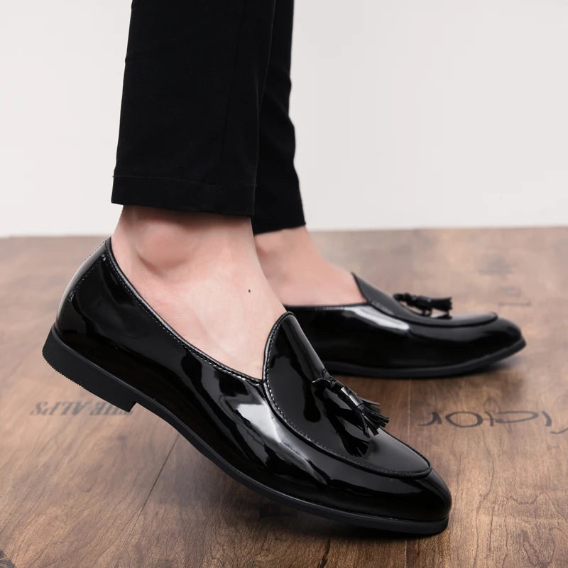 Tassel Leather Oxfords Shoes Men Loafers Casual Slip on Men Dress Shoes Italian Graceful Wedding Party Shoes Men Moccasins Black