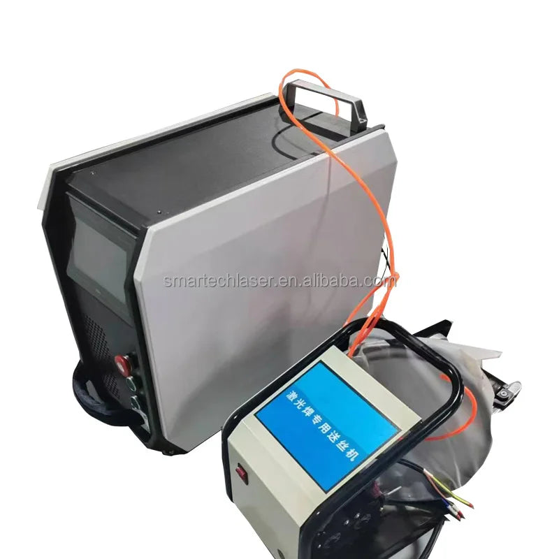 Portable 900W/1500W Fiber Laser Welder Handheld Metal Welding Machine with Air Cooling 25kg New Condition