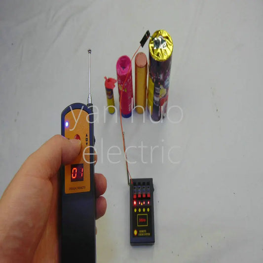 24 Cues Display Showing Smart Remote Christmas Festive Party Power Battery Fireworks Firing System Outdoor 100cues Transmitter by PDG ibma