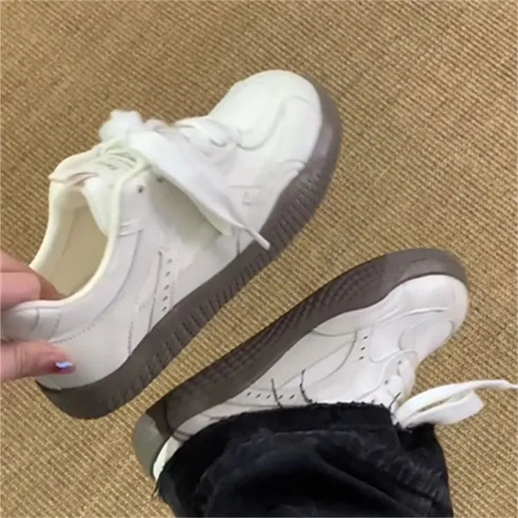 2026 Summer New Niche Versatile Sports White Shoes Mesh Breathable Casual Board Shoes Fashion German Training Women Shoes