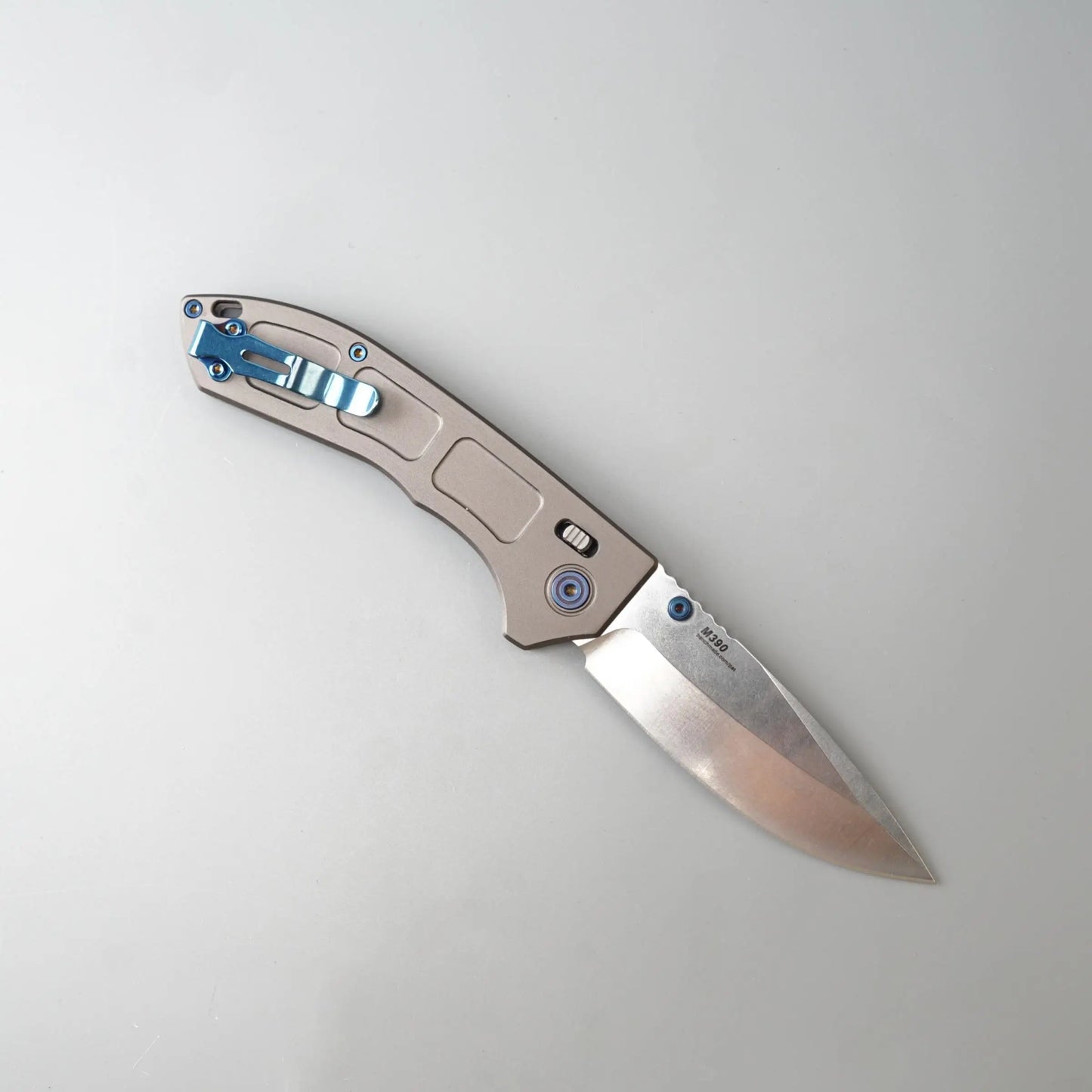 BM748 Hot-Selling Tactical Folding Knife for Wilderness Survival and Portable Outdoor Use