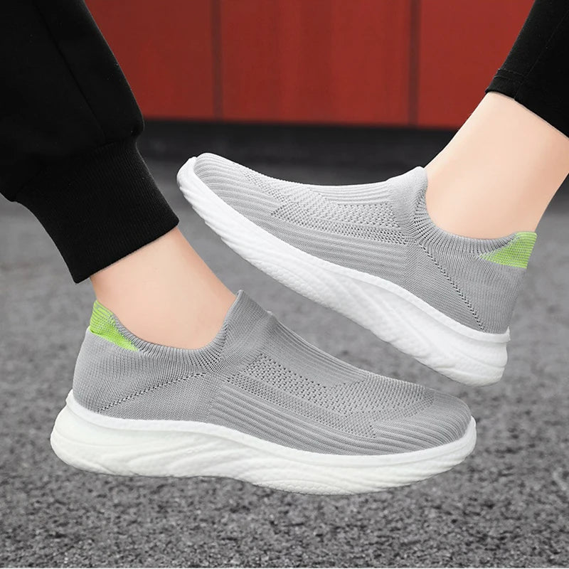 Y New Casual Flying Weaving Running Shoes Soft Sole Lazy Shoes Trendy Slip-on Sneakers for Man and Women