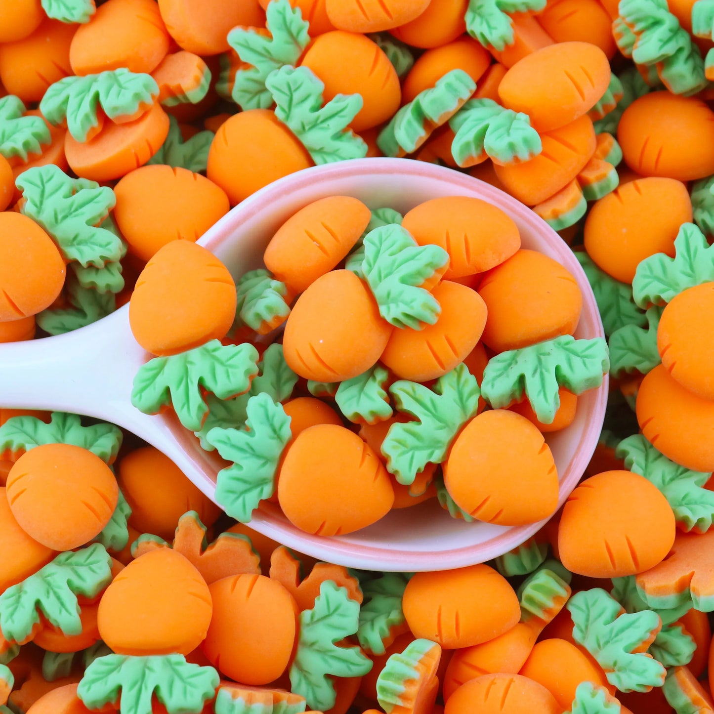 100PCS/BAG Easter Resin Carrot Flat Back Resin Charms Cabochon for Slime Filler Kid DIY Mobile Phone Decoration Craft