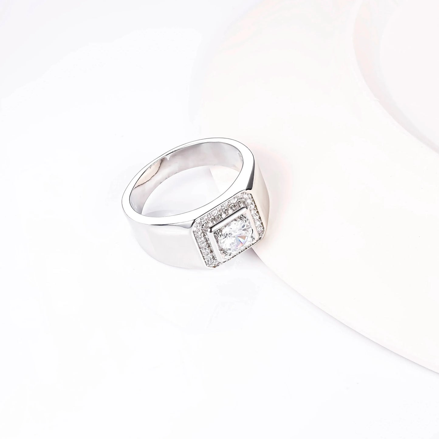 CM Jewelry Wholesale Classic Fashion High Quality Brass Zircon Gemstone Men Man Boys Glossy White Gold Plating Men's Rings