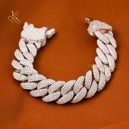 Elegant Charm Bracelets Featuring Moissanite Diamond Stones 14K Gold Plated And Silver Plated Stunning Jewelry For Women