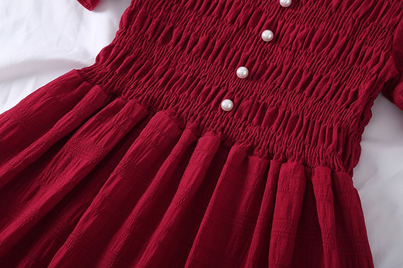 New Design Niche Skirt, Feminine, Slim Waist, French Mid-length, Western Style Short-sleeved Dress