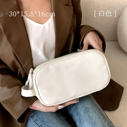 Giant Makeup Bag for Women, Large Capacity Travel Makeup Brush Bag, Toiletries Storage Bag, Chain Design, Waterproof