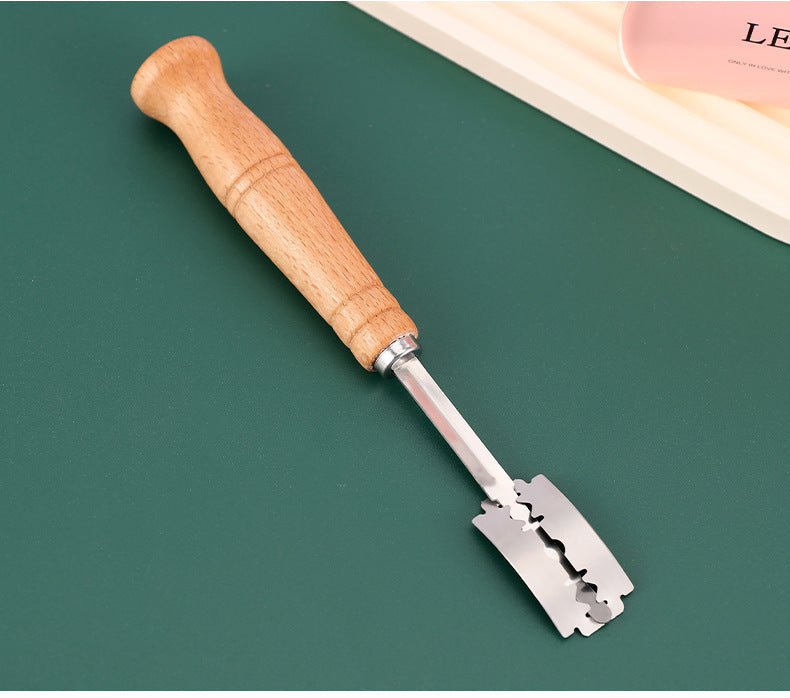 Wooden Handle Curved Bread Cutter Creative Stainless Steel Bread Trimming Knife Dough Dividing Knife European Style Baguette Cutting Pattern