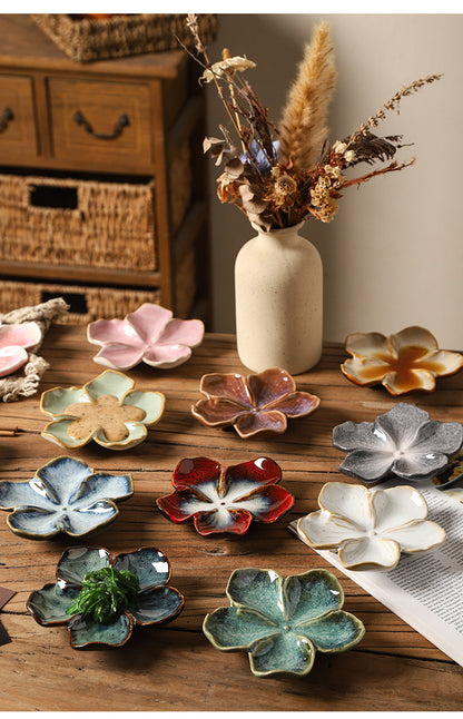 Retro Japanese Ceramic Plate Flower-Shaped Small Plate Creative Flavor Plate Dipping Plate Small Dish Multi-Color Kiln-Turned Plate