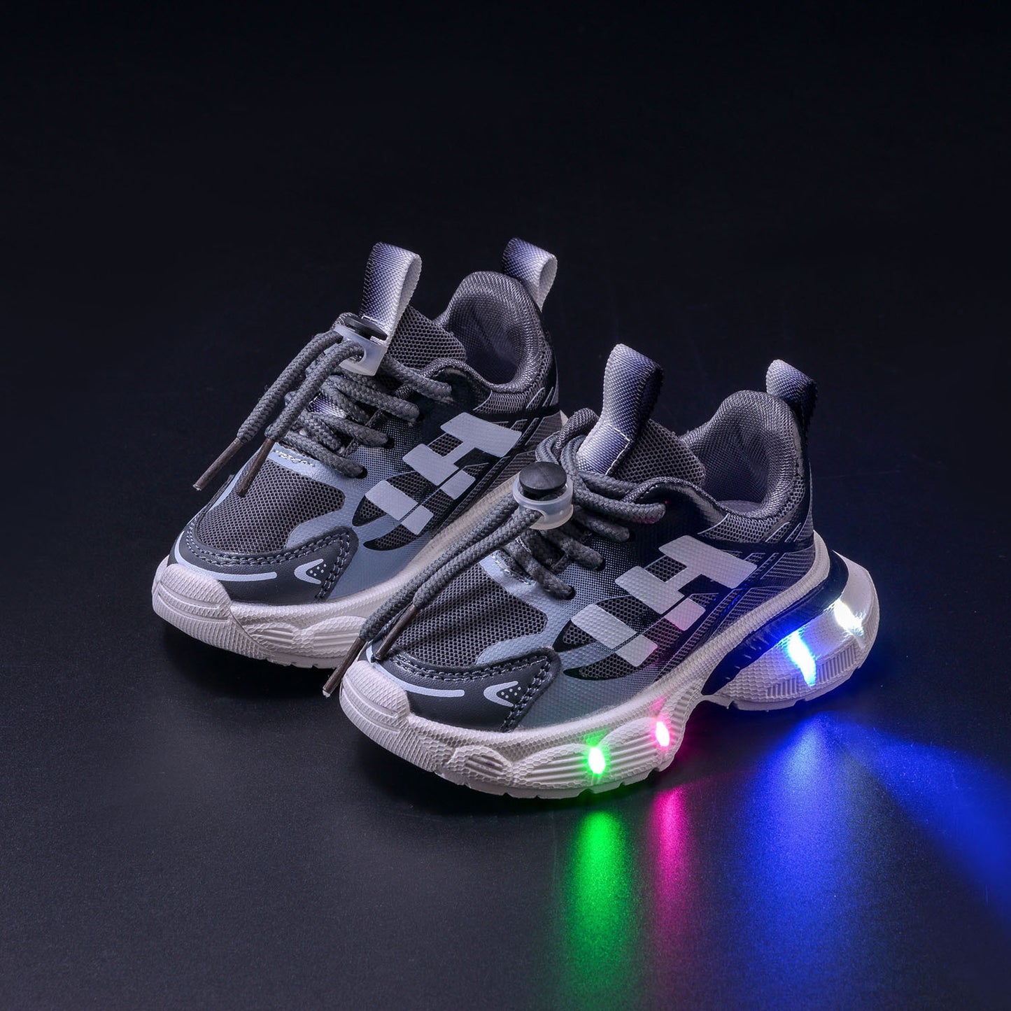 Boys' Breathable Luminous Sports Double Mesh Shoes 2024 Spring and Autumn New Children's Letters Casual LED Lighting Running Shoes