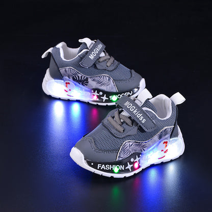 Wholesale Spring and Autumn New Mesh Plaid Boys Led Light Casual Children's Luminous Fashion Cartoon Sports Shoes