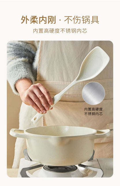 Multi-functional silicone spatula soup spoon kitchen daily food kitchen complementary food tool non-stick pan spatula spoon high temperature resistant kitchenware