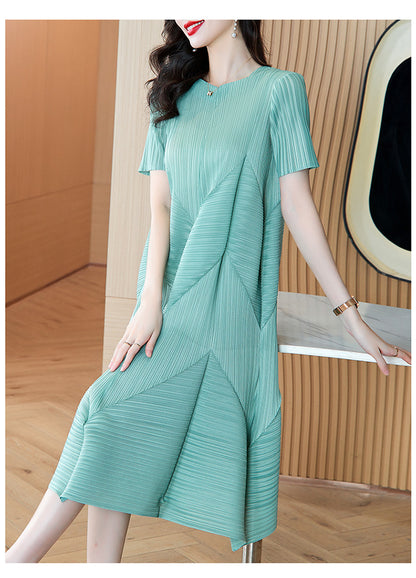 High-End Elegant Pleated Dress for Women, 2026 Summer New French Style Short-Sleeve Floral Dress