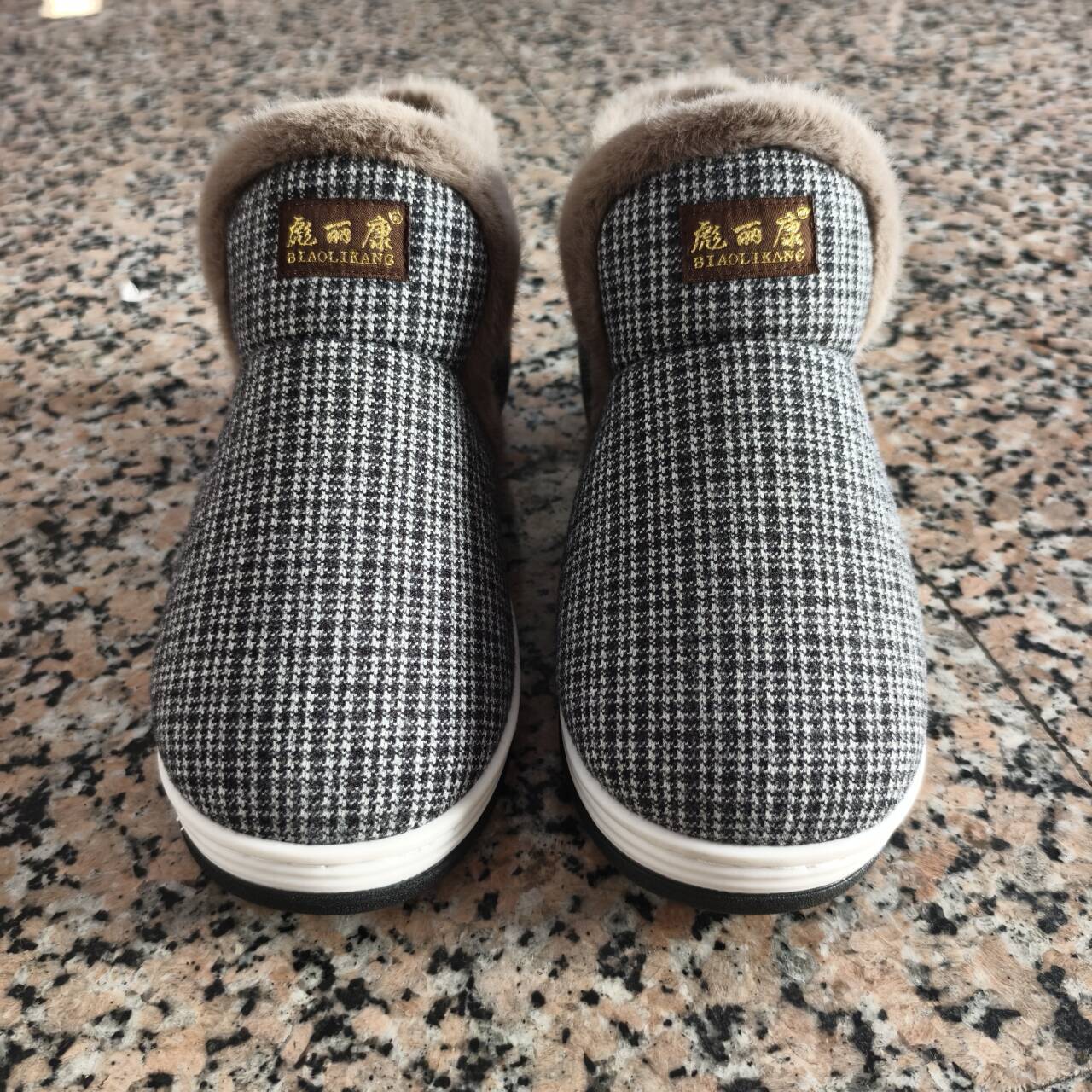 All-Inclusive Handmade Cotton Slippers for Women, Autumn and Winter Home Indoor Warm Dad Old Cotton Shoes Wholesale for Middle-Aged and Elderly Men