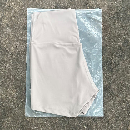 New Nude High-Waist Brushed Shorts Yoga Wear Nylon Shorts Women's Tight Yoga Three-Point Sports Shorts Peach