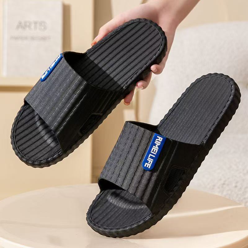 Bathroom Slippers Comfortable Flat Heel Slippers Four Seasons Universal Outdoor Personality Simple Comfortable PVC Slippers Wholesale