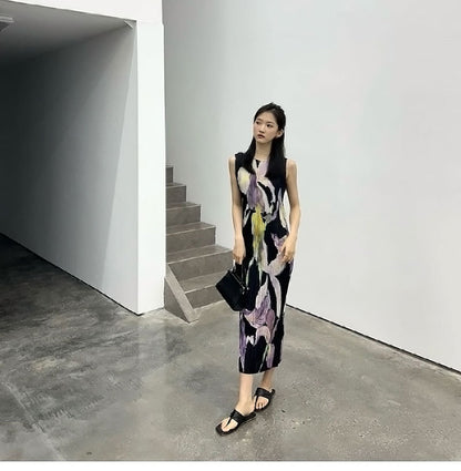 In Stock Miyake Dress Printed Elegant Elegant High-End Loose Slimming Look Elegant Round Neck Sleeveless Pleated Skirt