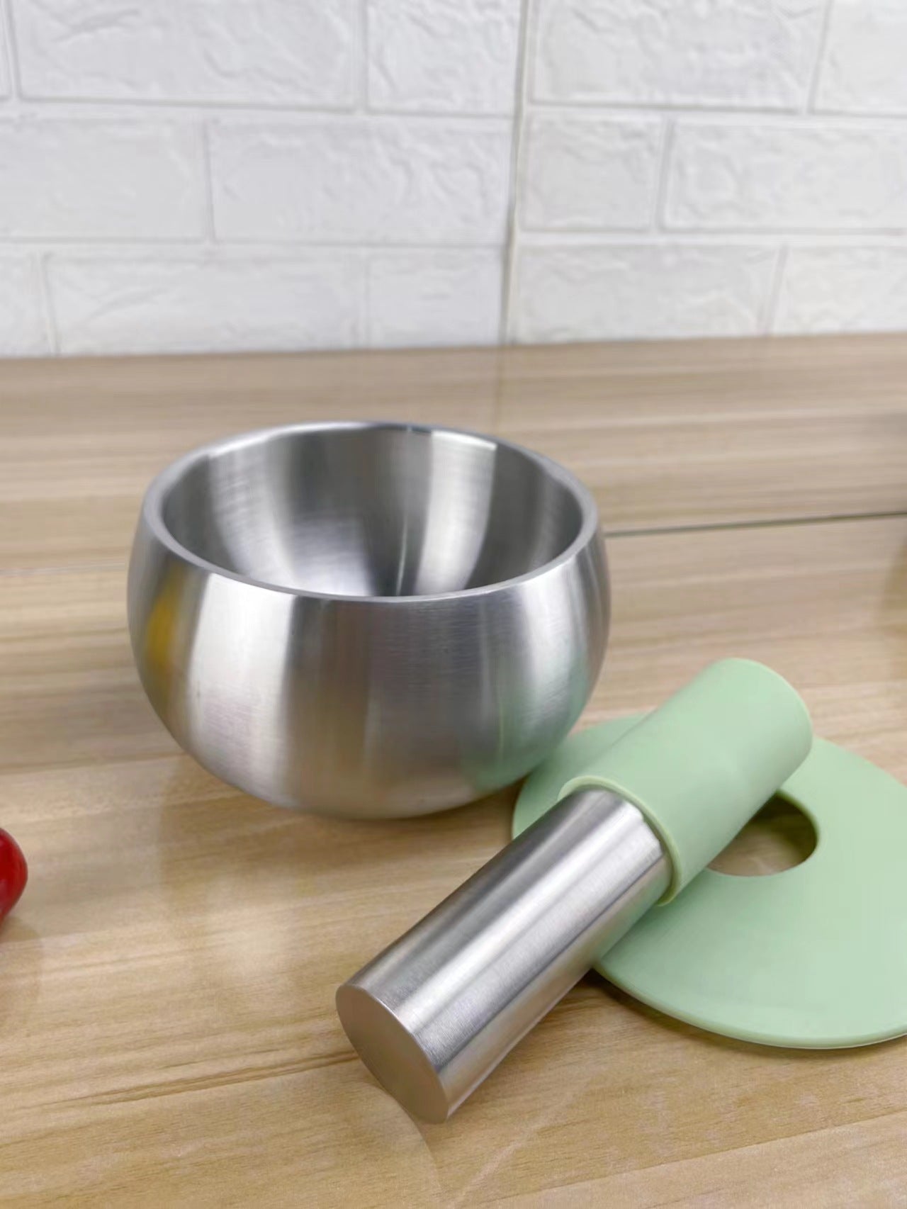 304 stainless steel garlic masher round grinding pot mortar mold stone mortar masher with lid mortar Masher