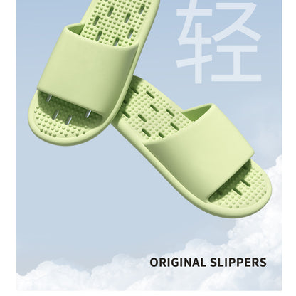 New Summer Home Bathroom Hollow Anti-Slip Men's Slippers That Feel Like Stepping on Shit, Convenient and Breathable Soft-Soled Women's Slippers for Outdoor Wear